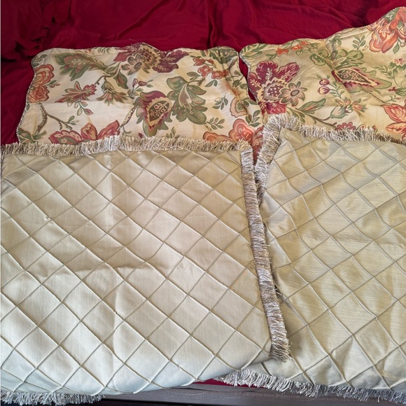 Set of 4 Decorative Pillow Cases: Biltmore - Picture 1 of 10